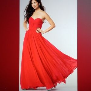 Red sweetheart prom dress